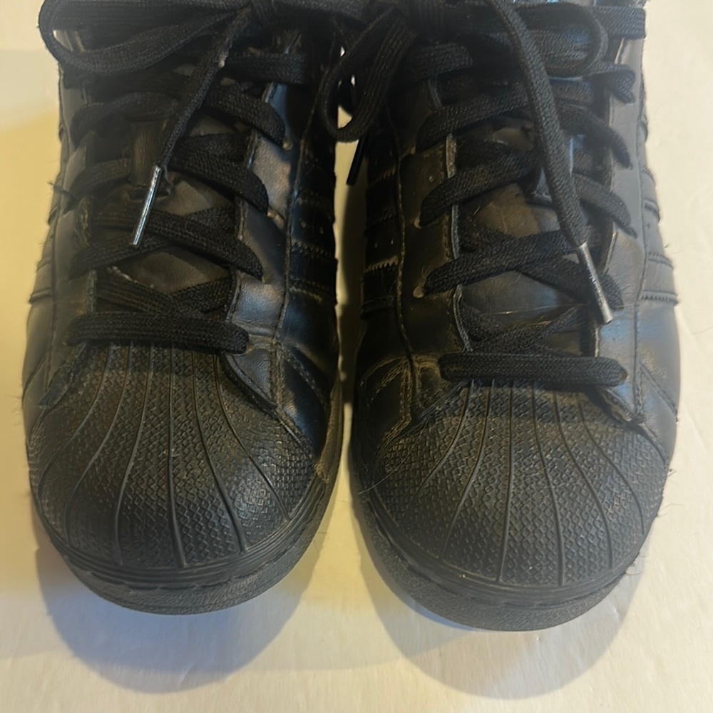 Adidas Superstar unisex Black Sneakers lace ups with side stripes size 5 1/2 - Picture 5 of 12